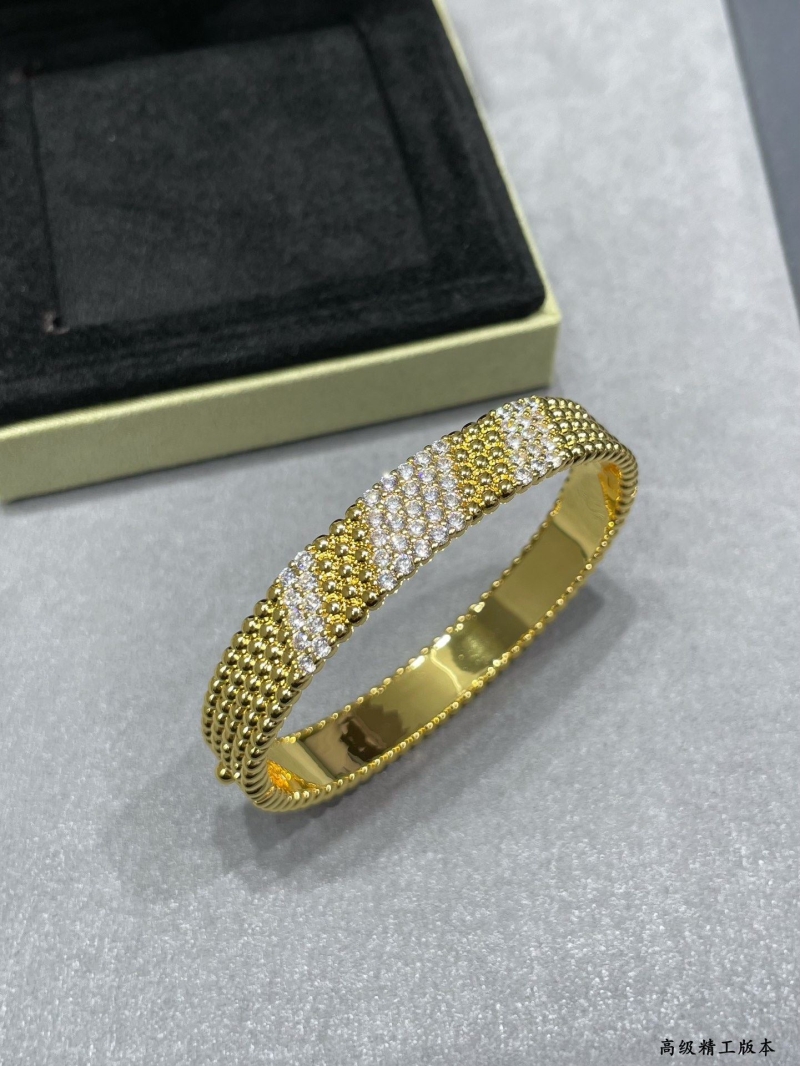 Vca Bracelets